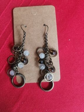 Source Unknown Bronze Chain Drop Earrings with Brown and White Beads